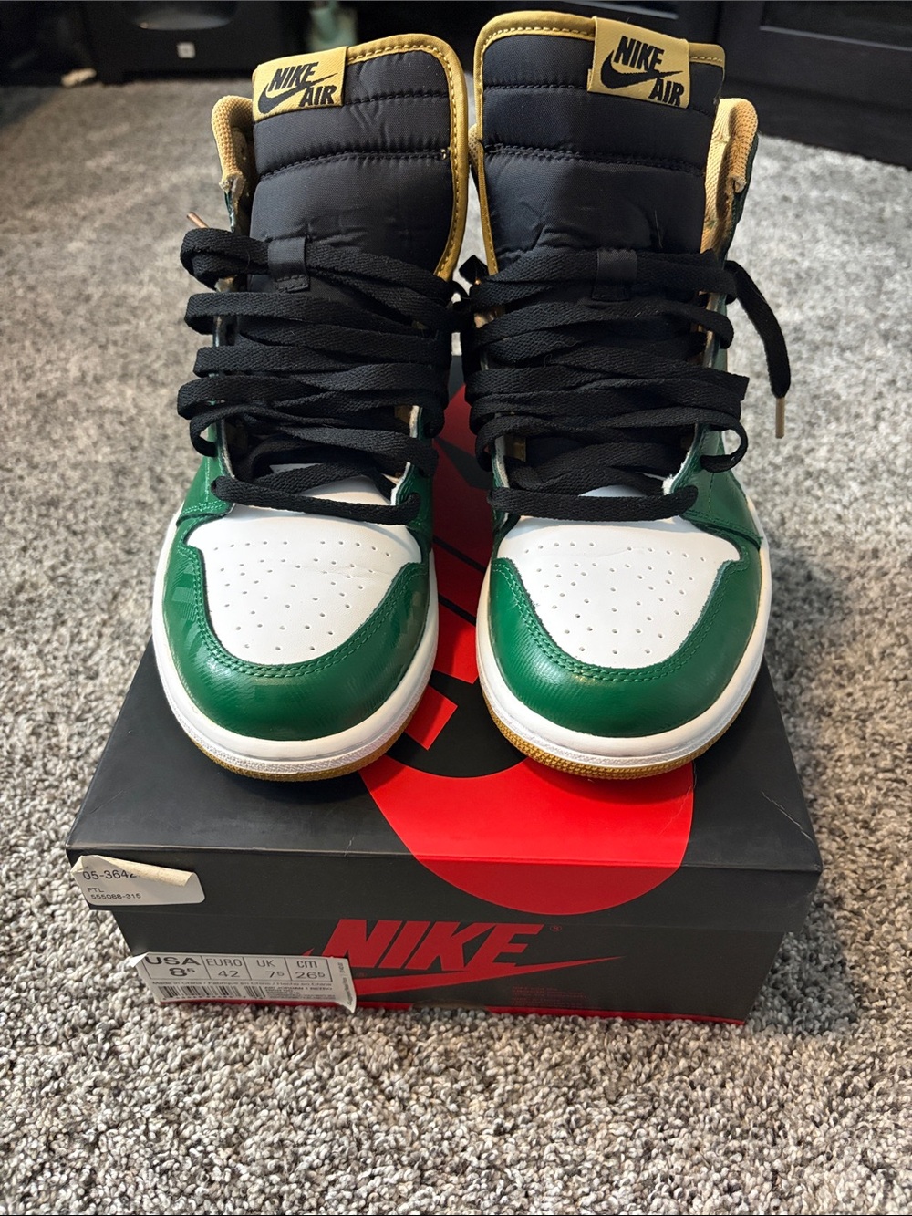 Air Jordan 1 Retro High OG 'Celtics'